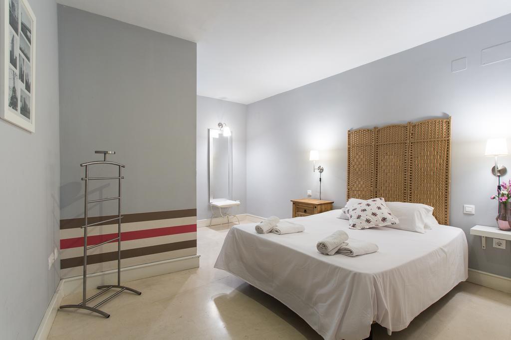 Apartment Arenal Patronas Seville