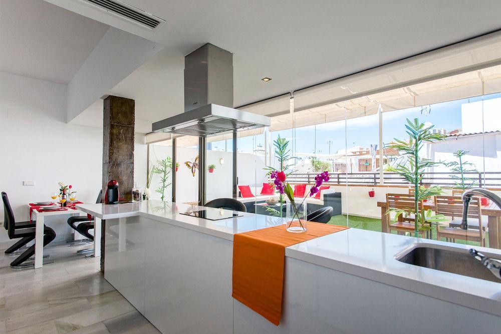 At Centro Sevilla