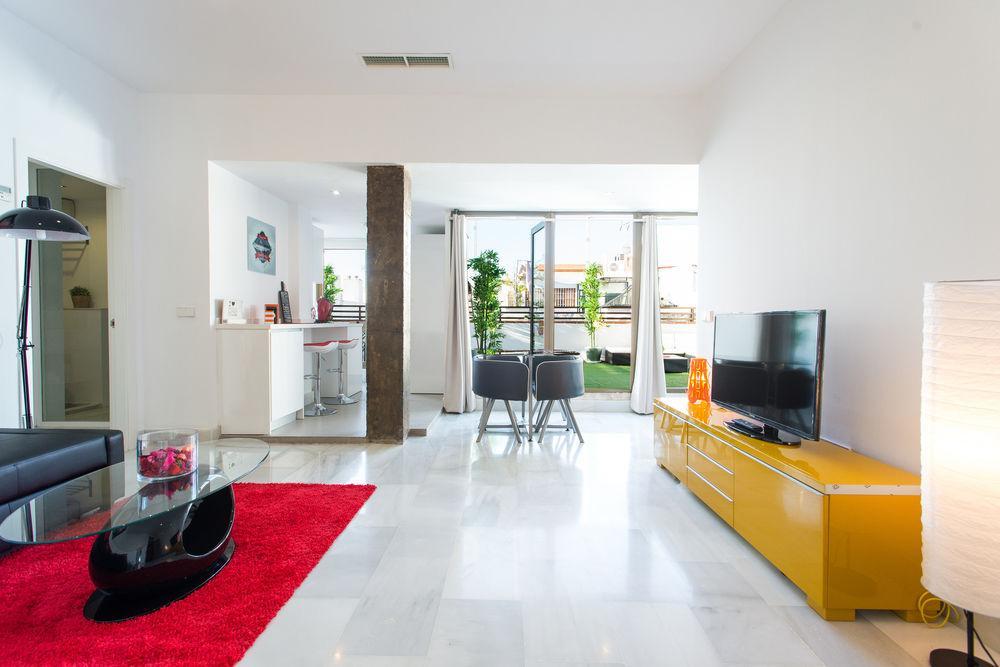 Hotel At Centro *