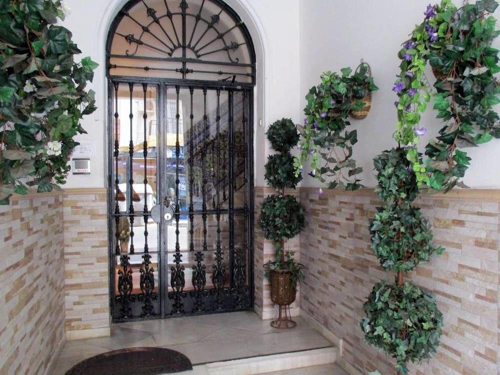 Guest house Noches De Triana Seville