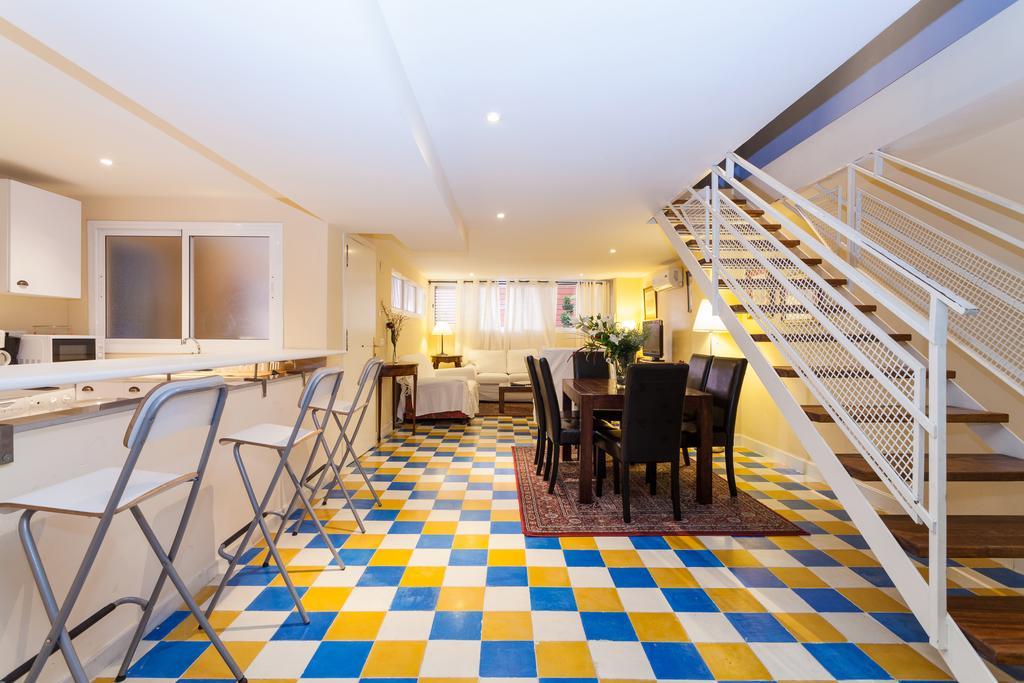 Casas De Moratin * Sevilla