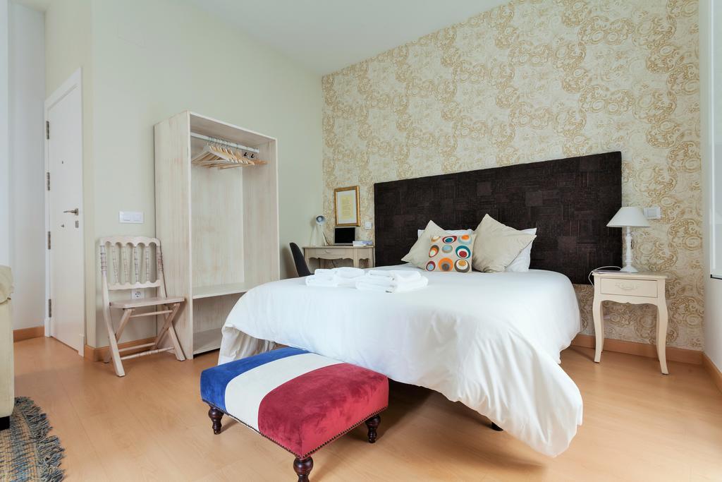 Apartamento Hostly Acetres 1a Loft In Center, Comunal Terrace, Fibre,parking Optional