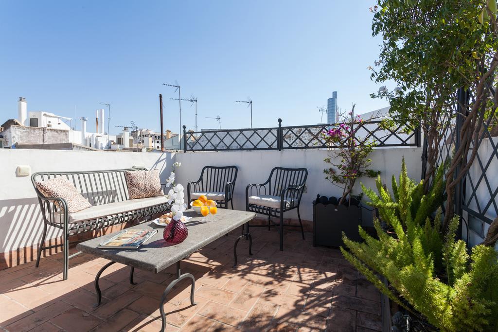 Rooftop Paradise - Space Maison