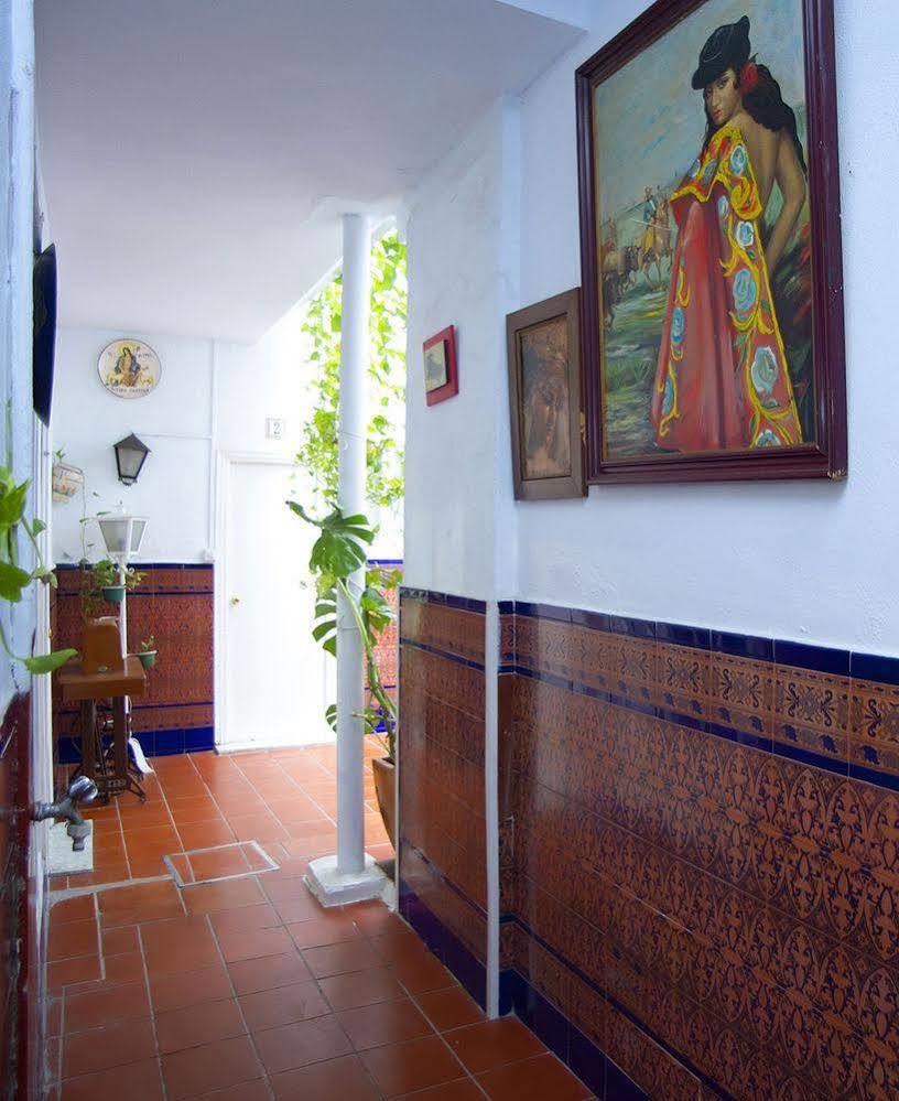 Pensión Santa María La Blanca 2*