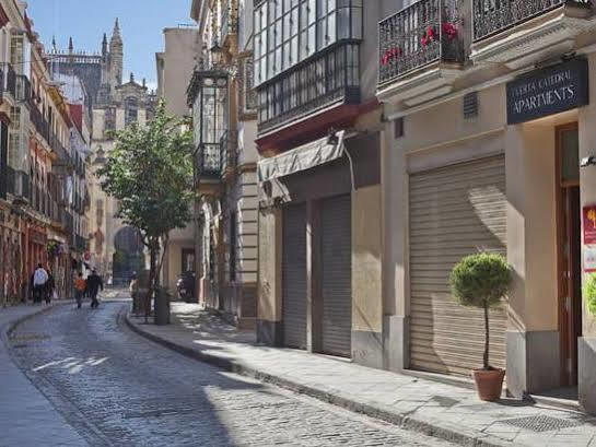 Puerta Catedral Apartamento Sevilla