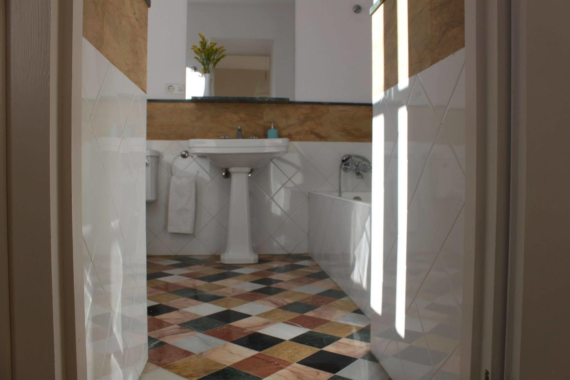 Life Select San Bernardo Apartamento Sevilla