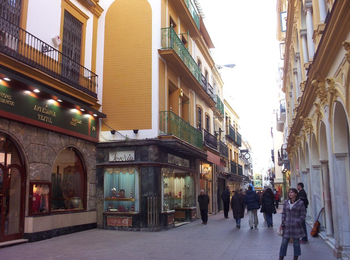 Apartamento Hostly Acetres 1a Loft In Center, Comunal Terrace, Fibre,parking Optional Sevilla