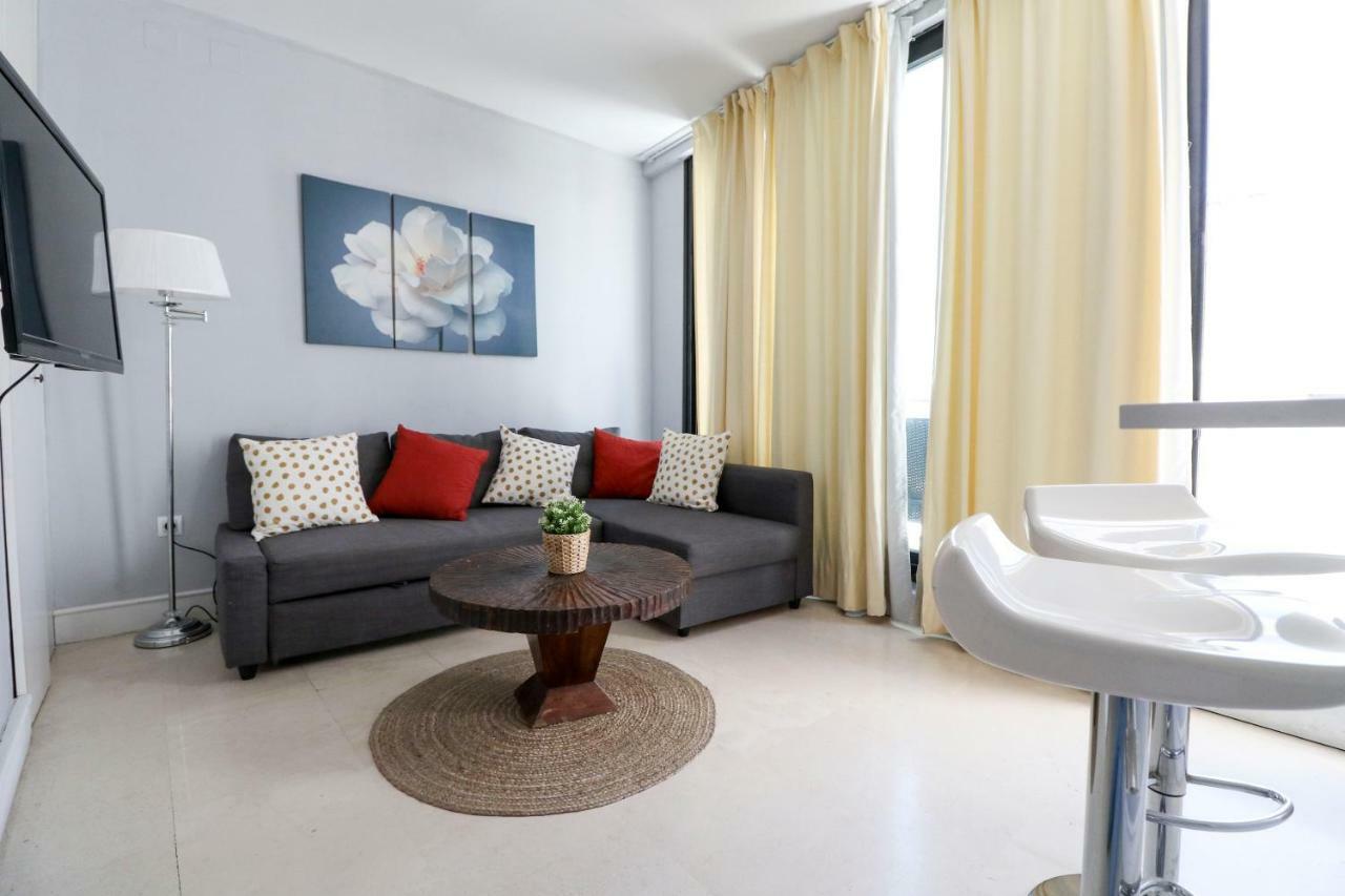 Apartment Arenal Patronas Seville