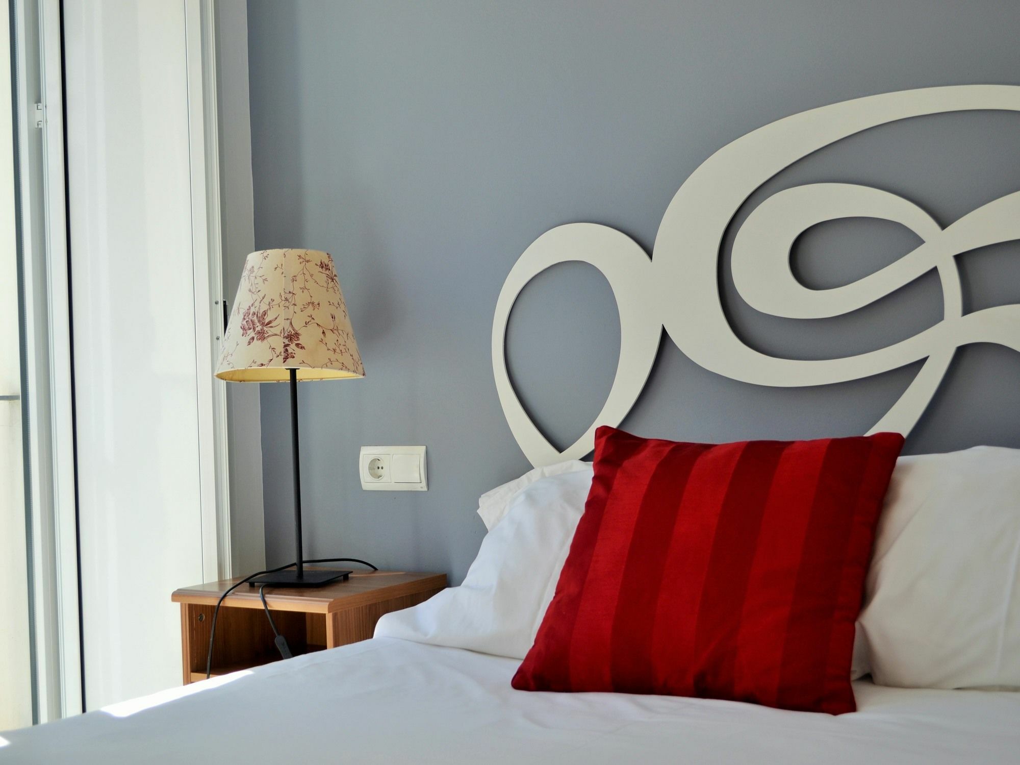 Mariano De Cavia Apartment