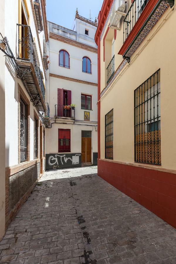 Apartamento Pasaje Amores Iz. · Tranquilidad Y Vida Cultural En Centro 4px