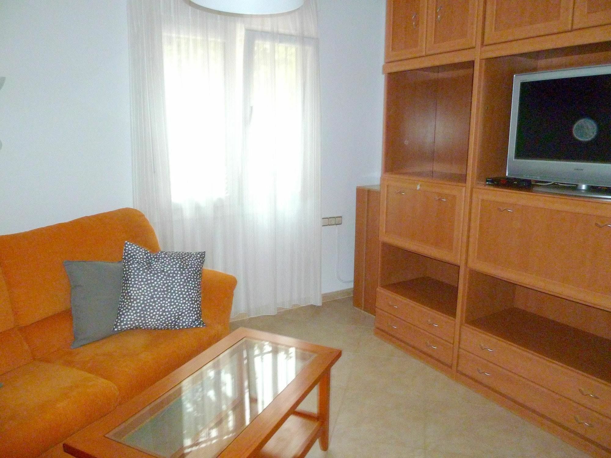 Apartment With 2 Bedrooms In Sevilla, With Wifi