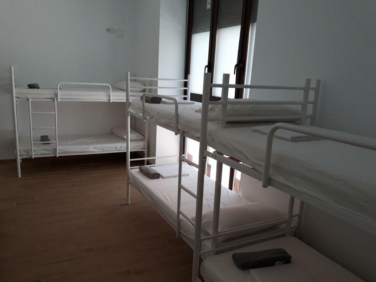 Hub Hostal *