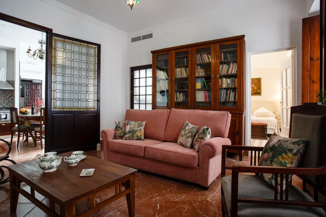 Machado Apartahotel Sevilla