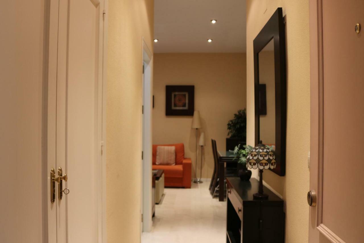 Calle San Vicente, Apartamento * Sevilla
