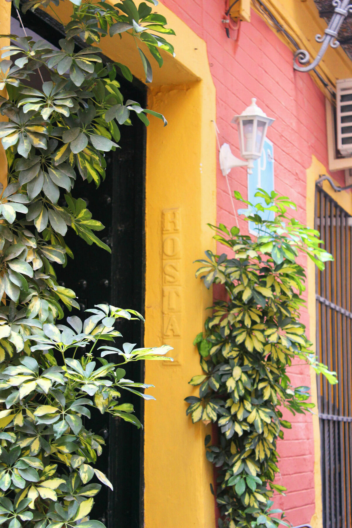 Lisdos Hotel