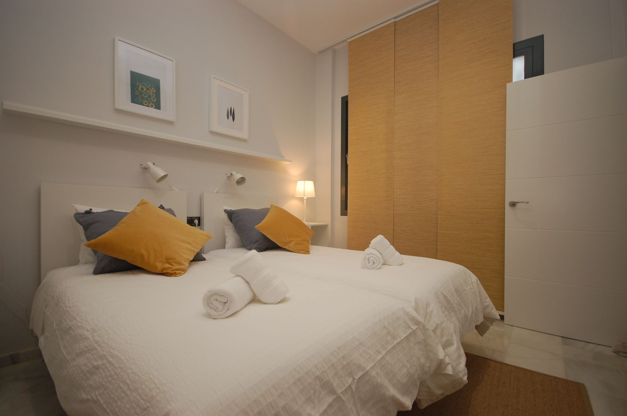 Holi Rent Mendoza Sevilla