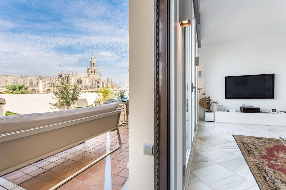 Hotel Puerta Del Leon Sevilla