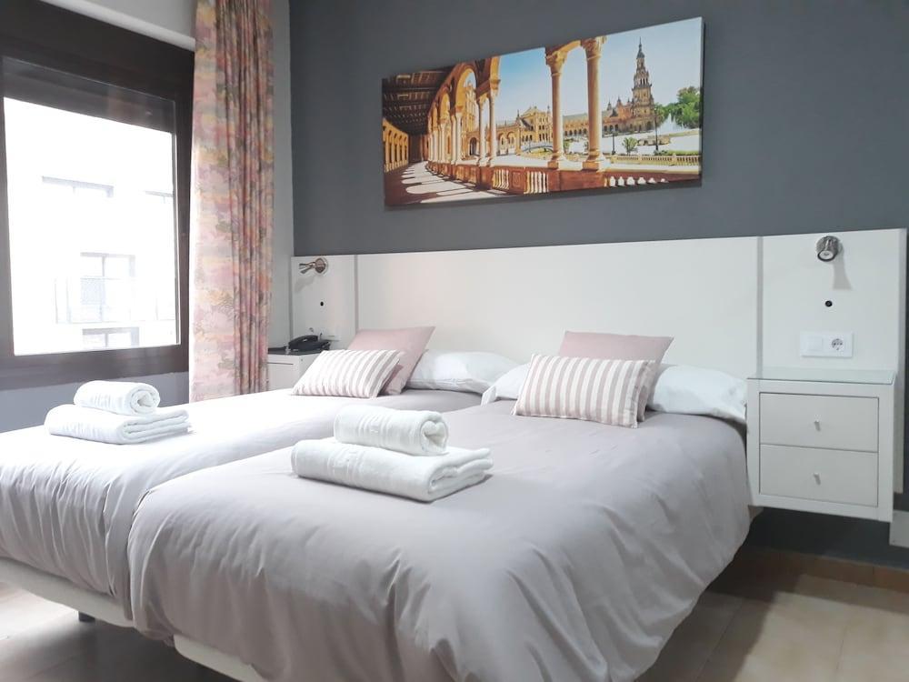 Bonito Apartamento En Triana 202 3*