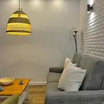 Apartsuite B&R Triana Arellano