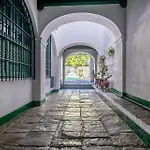 Comfy Away - Estudio En Patio De Vecinos En Las Setas