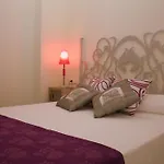 Singular Pilatos