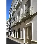 Magno Apartments Cervantes