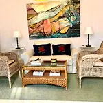 Eva Recommends Campana