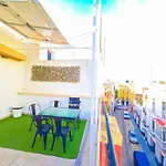 Hostel A2C (Adults Only)