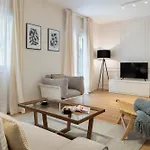Magno Apartments Tintes