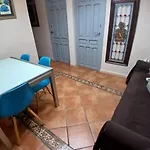 Budget And Lovely Rooms Macarena B