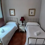 Budget And Lovely Rooms Macarena B