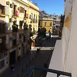 Peris Mencheta