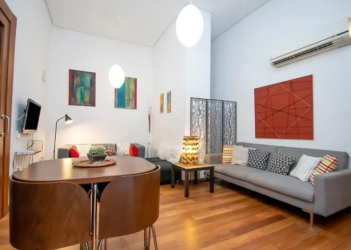 MAGNÍFICO APTO 2 dorm 2 baños en el CORAZÓN DE SEVILLA AA WIFI