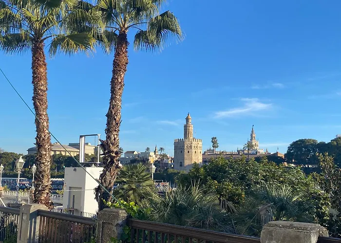 Lovely Triana Flat With Roof Terrace
