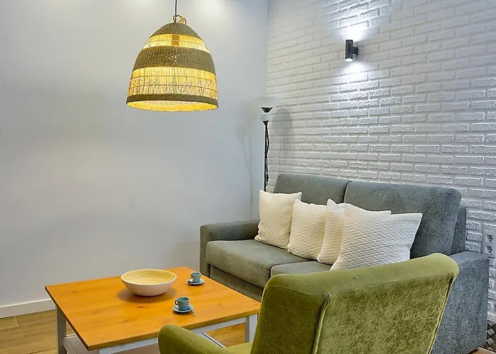 Apartsuite B&R Triana Arellano