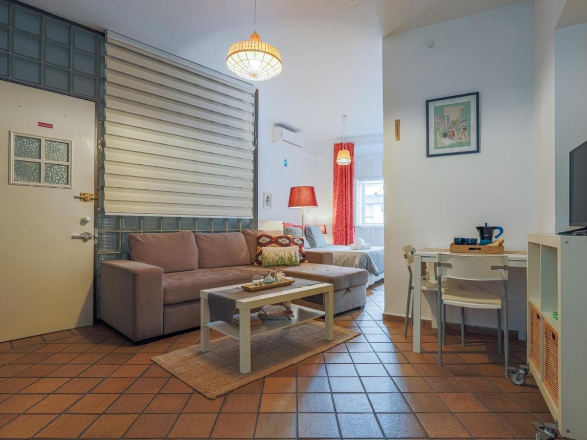 San Esteban Medio Apartment *
