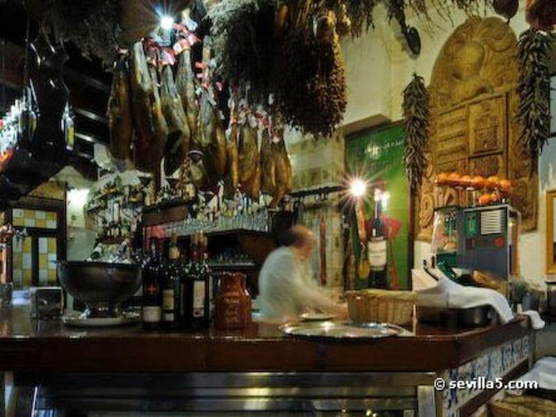 Casual Don Juan Tenorio Sevilla