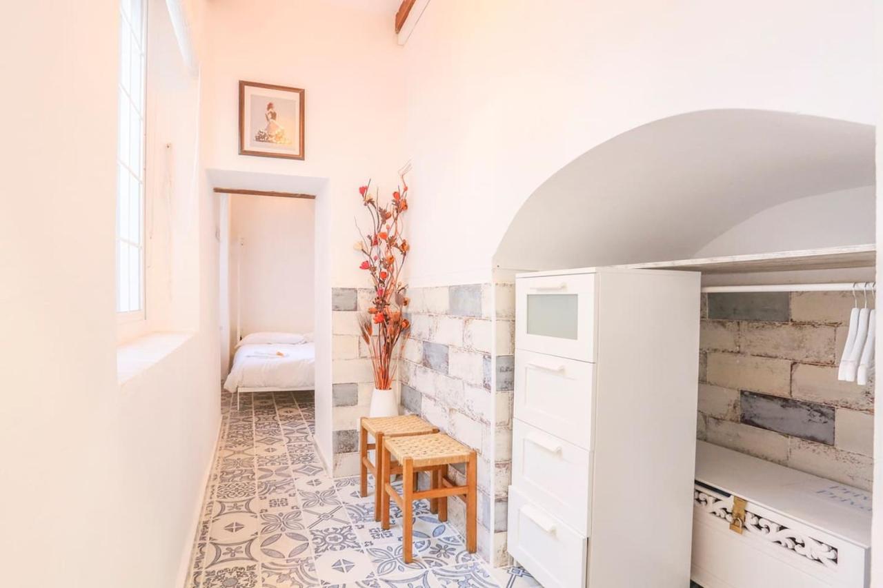 Apartamento Corazón De Triana. Loft Estiloso Y Confortable. Sevilla