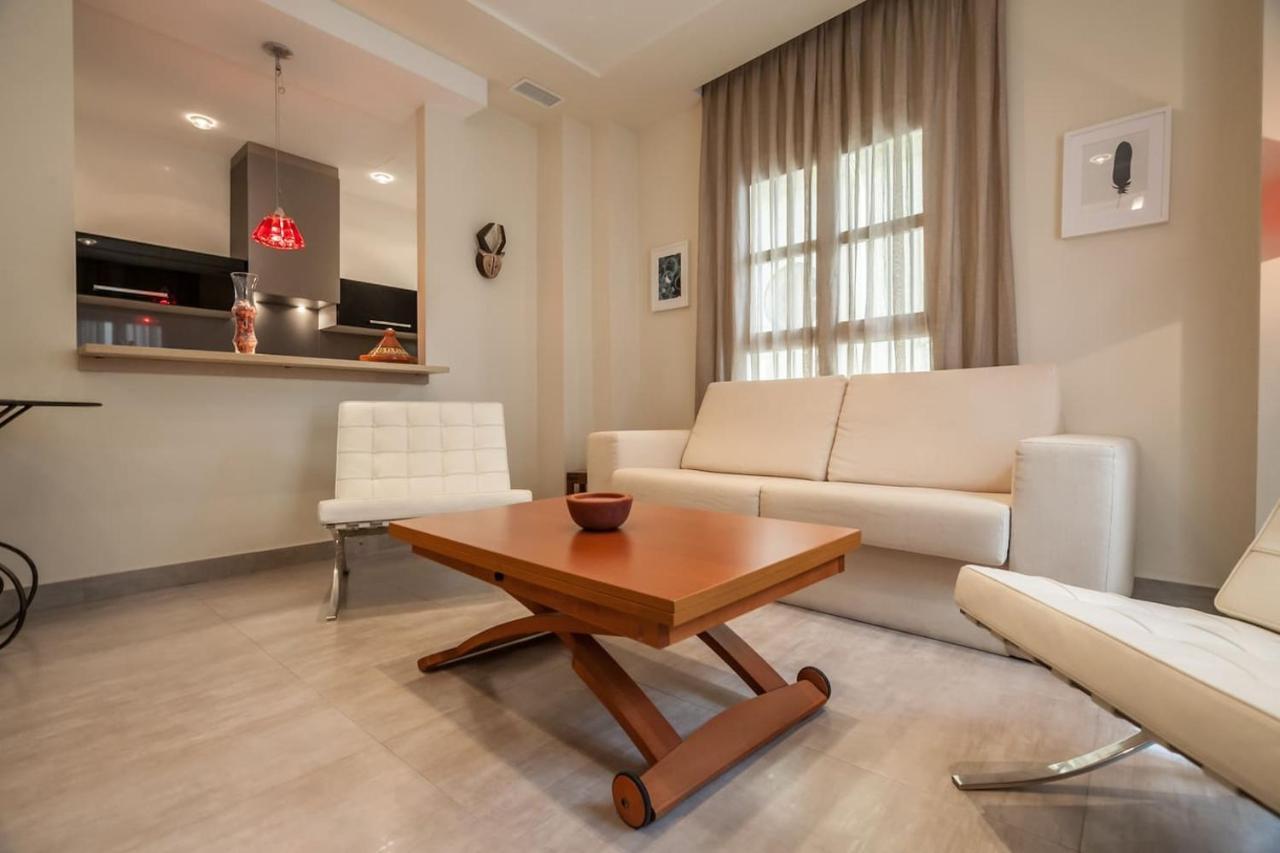 Con Encanto En El Barrio De Santa Cruz Apartamento