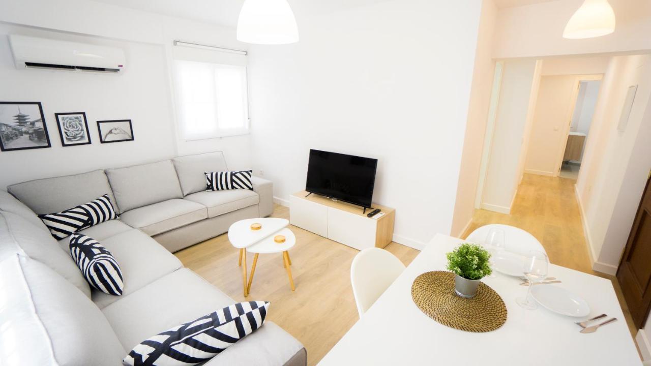 Rentalsevilla Tadeo Soler Apartment