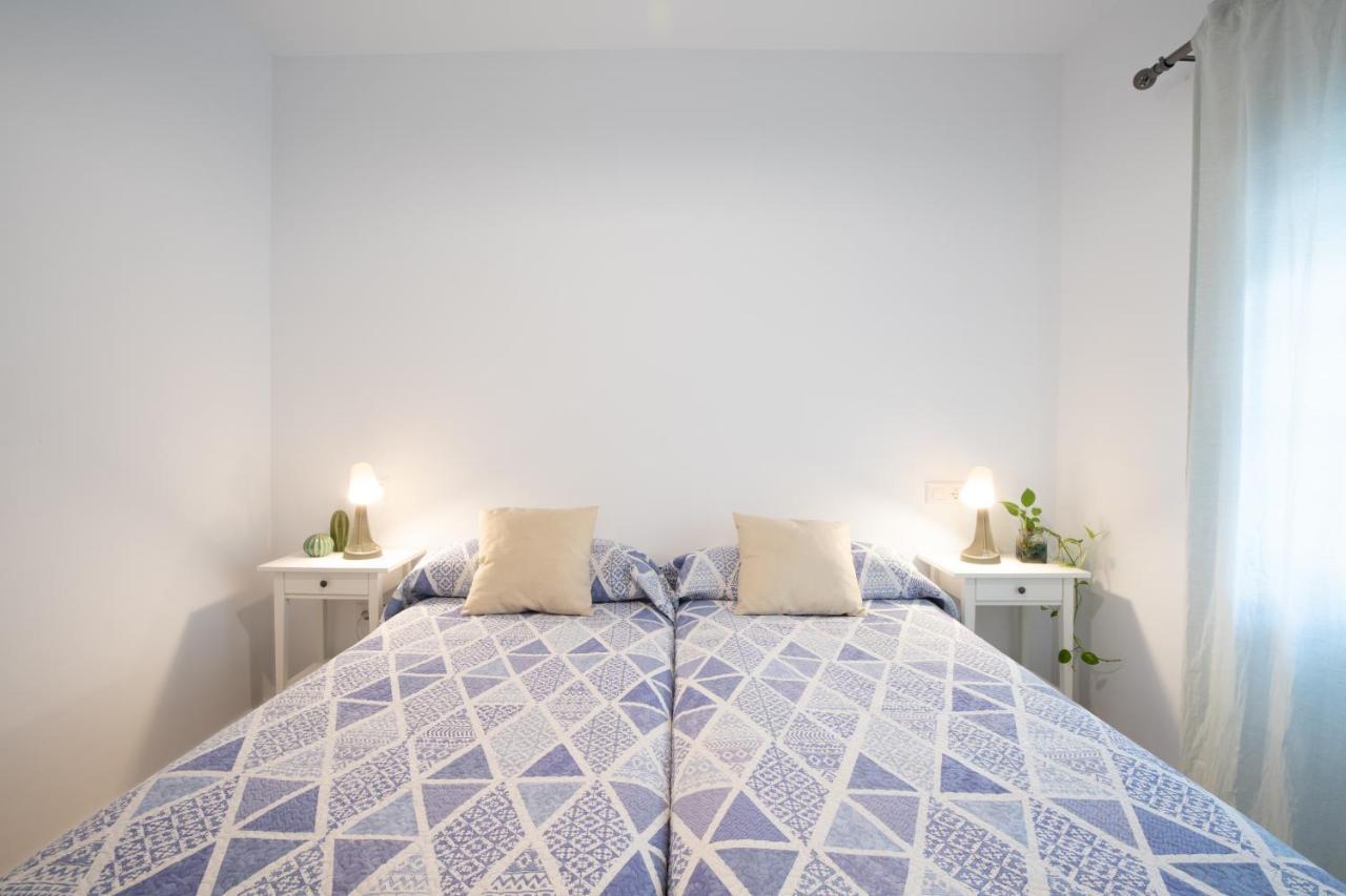 Pr Plaza De Espana Amplio Apartamento 5d 3b Aparcamiento Incluido Seville