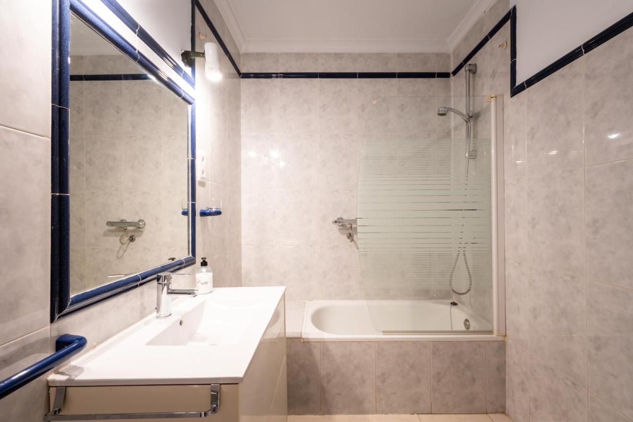 Pr Plaza De Espana Amplio Apartamento 5d 3b Aparcamiento Incluido Apartment Seville