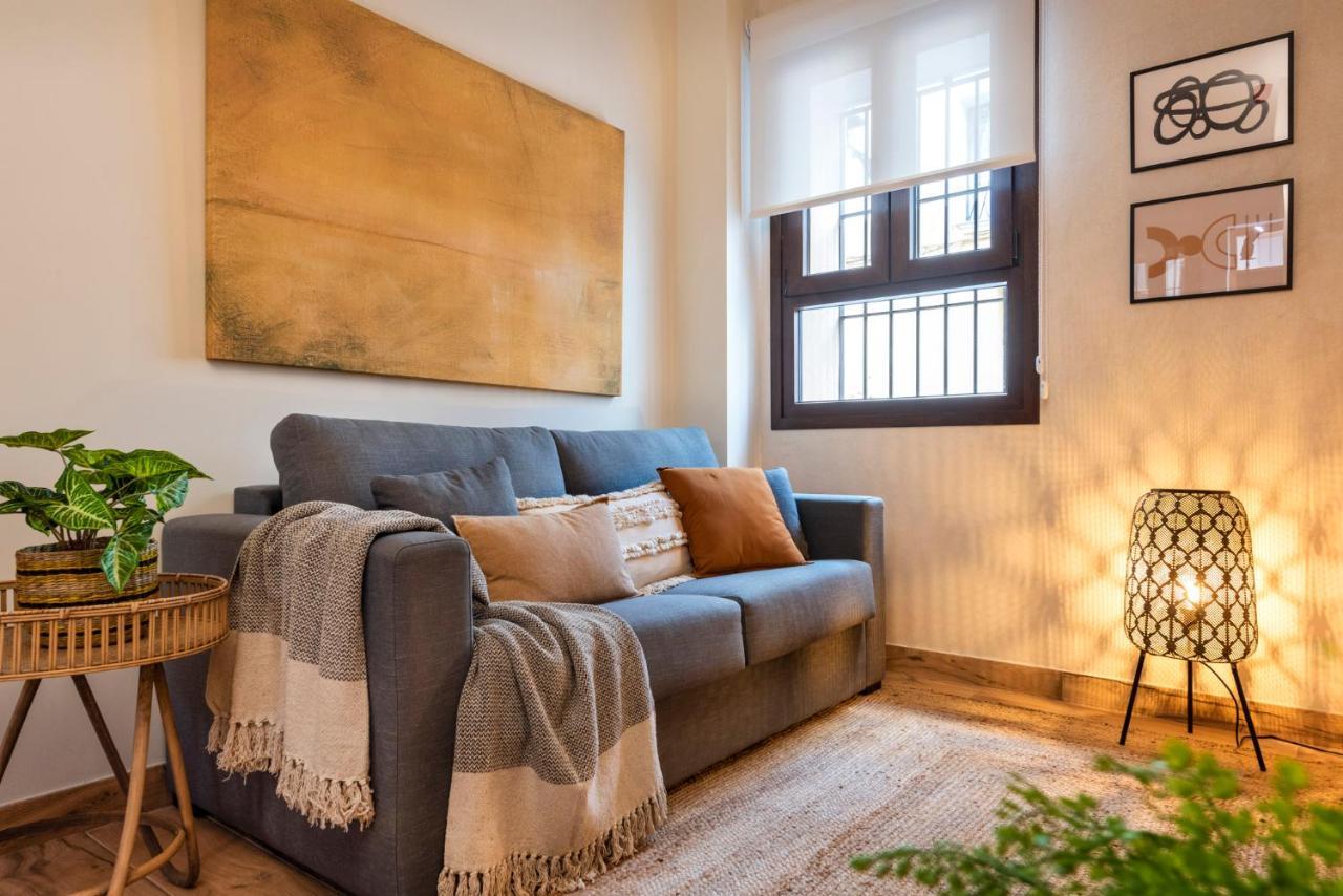 Apartment Monsalves 39 *