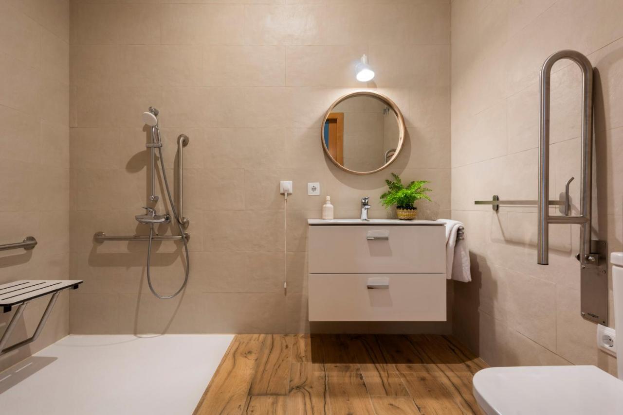 Apartment Monsalves 39 *