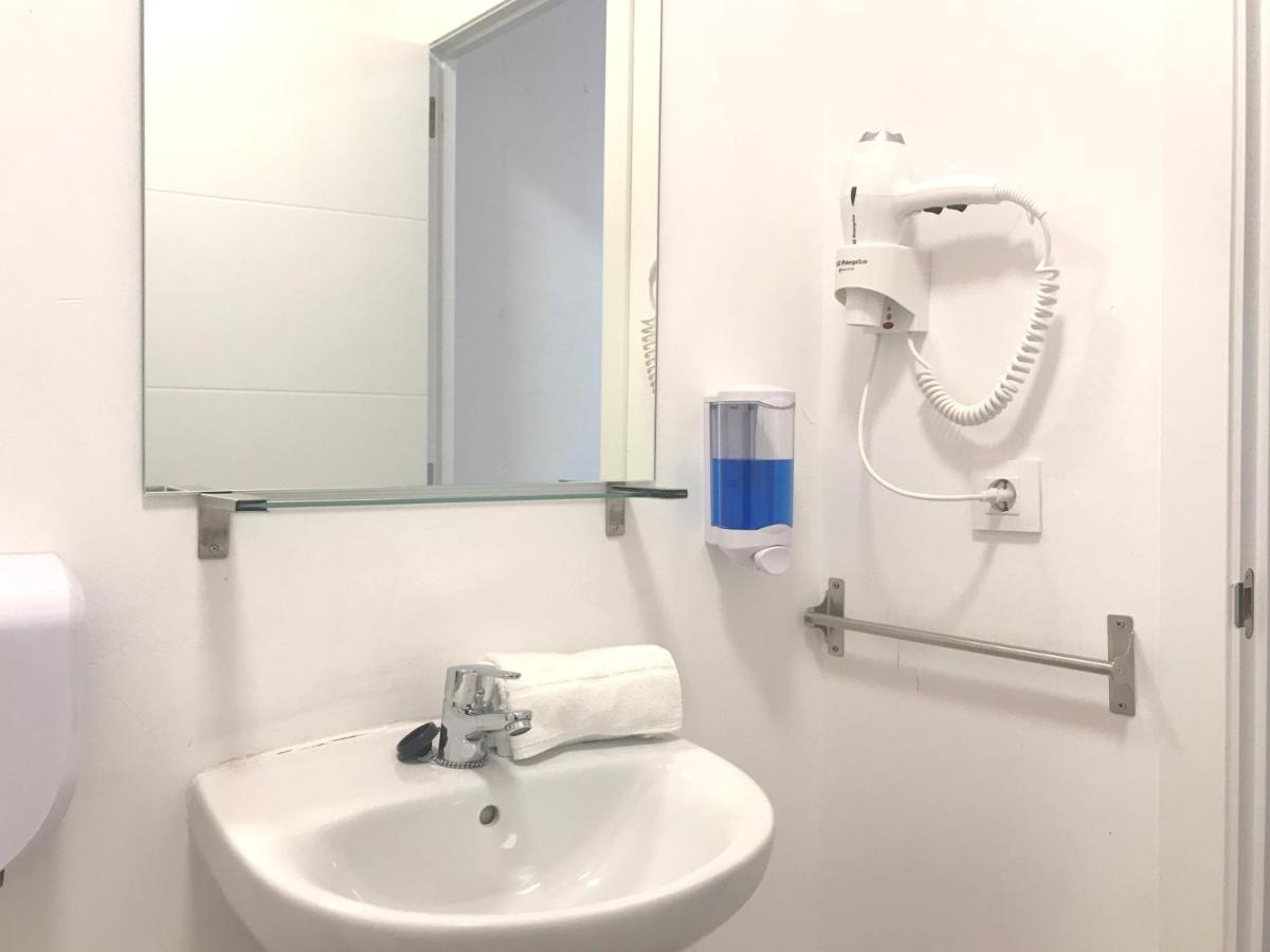 Arc House Only Adults Hostal Sevilla