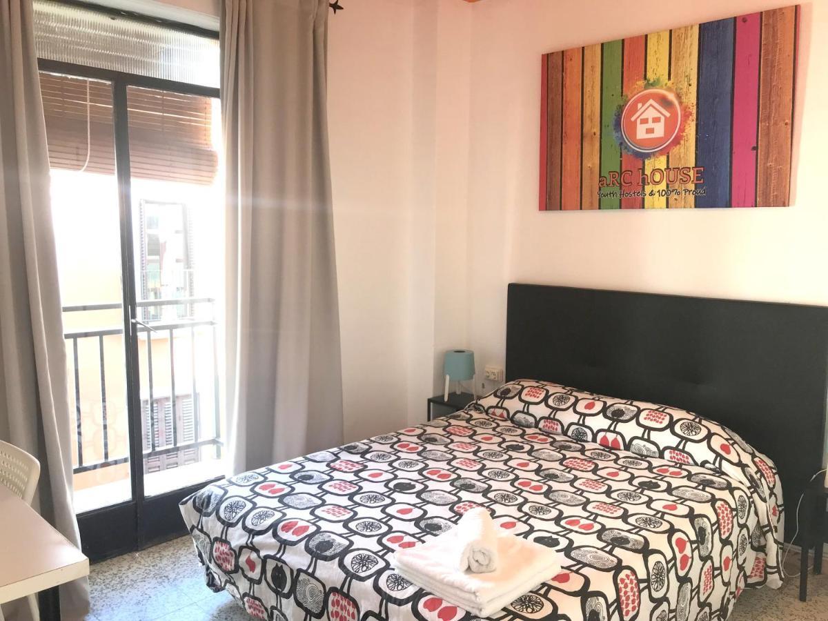 Hostal Arc House Only Adults *