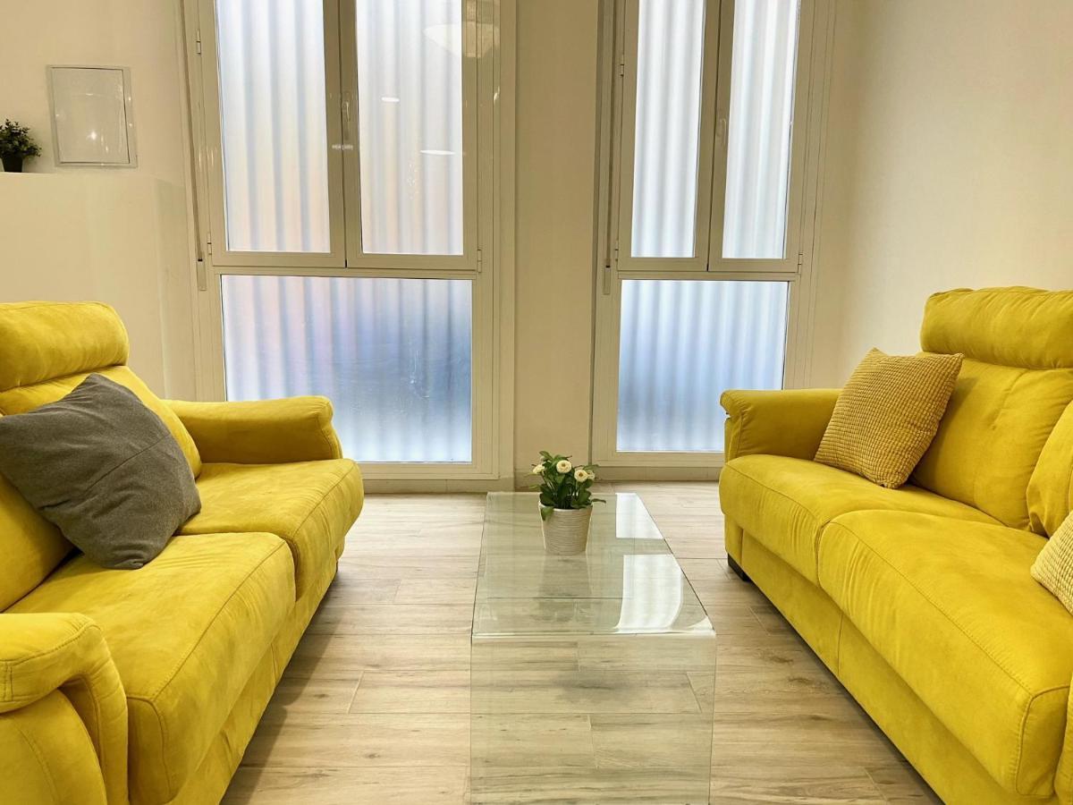 Apartamento Flamenca Triana - Totalmente Equipado Wifi 2d Sofas Camas 2 Baños *