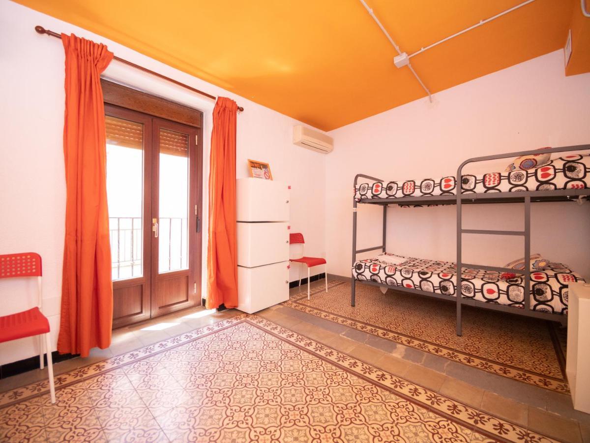 Arc House Only Adults * Sevilla
