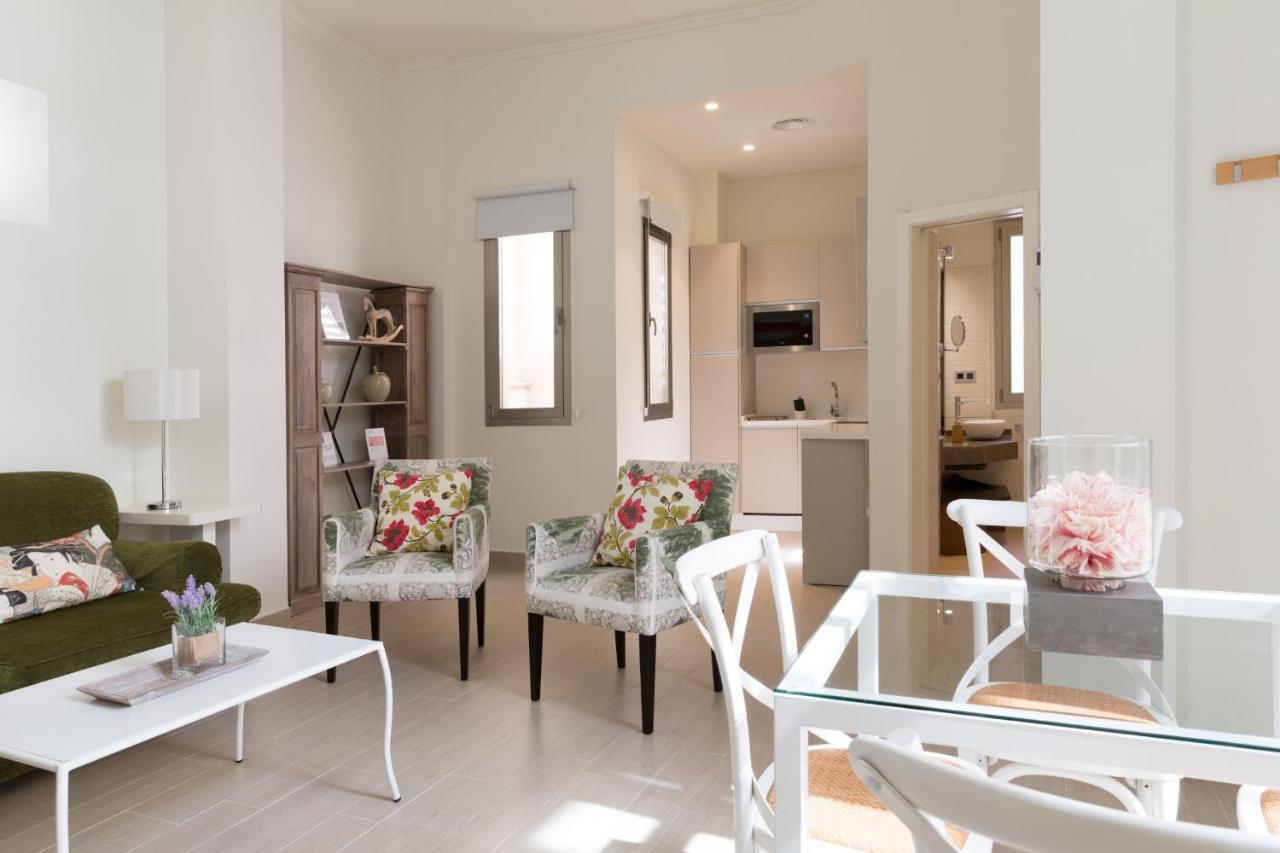Puerta Catedral Vinuesa15 Apartamento Sevilla