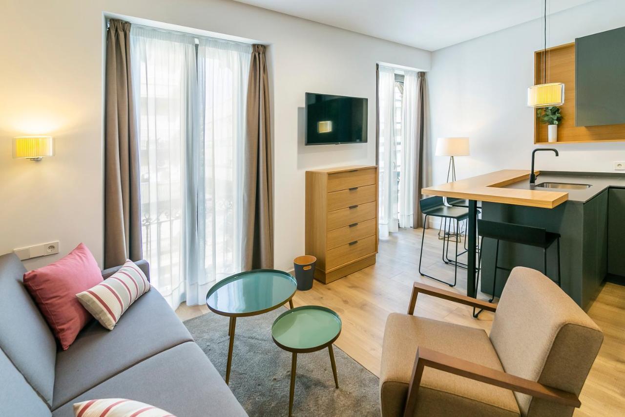 Apartahotel Aquitania